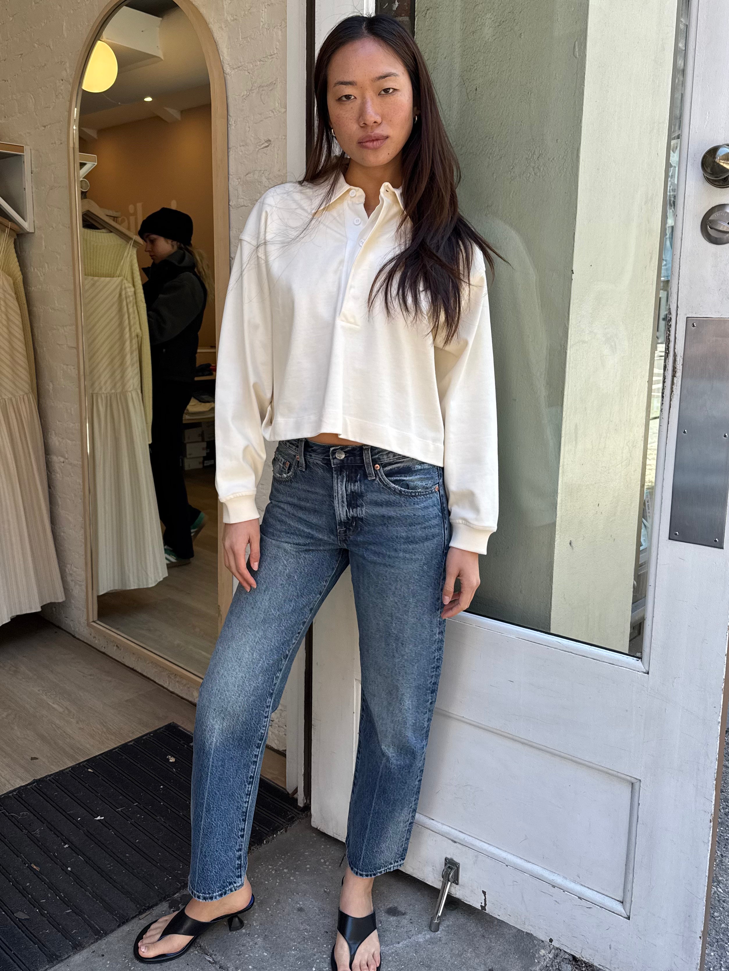 Lexi Mid Rise Bowed Straight in Artisan