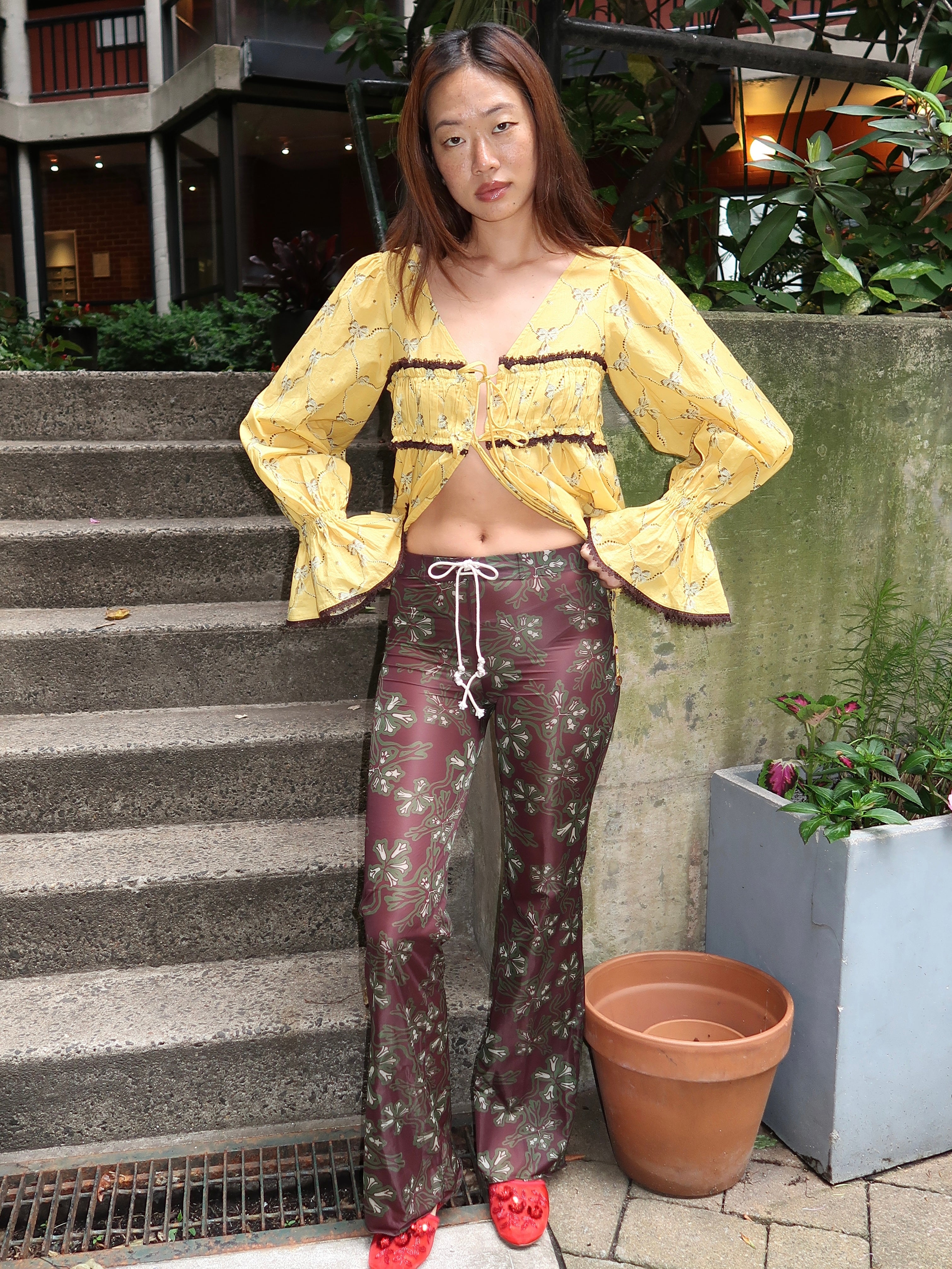 Dania Pant in Multi