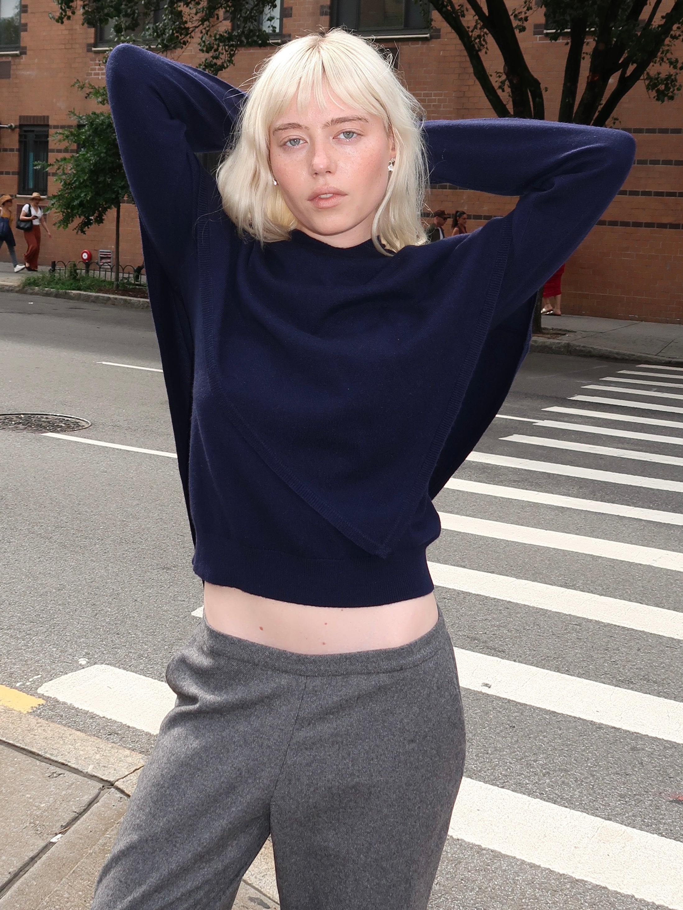 Barrow Sweater in Navy