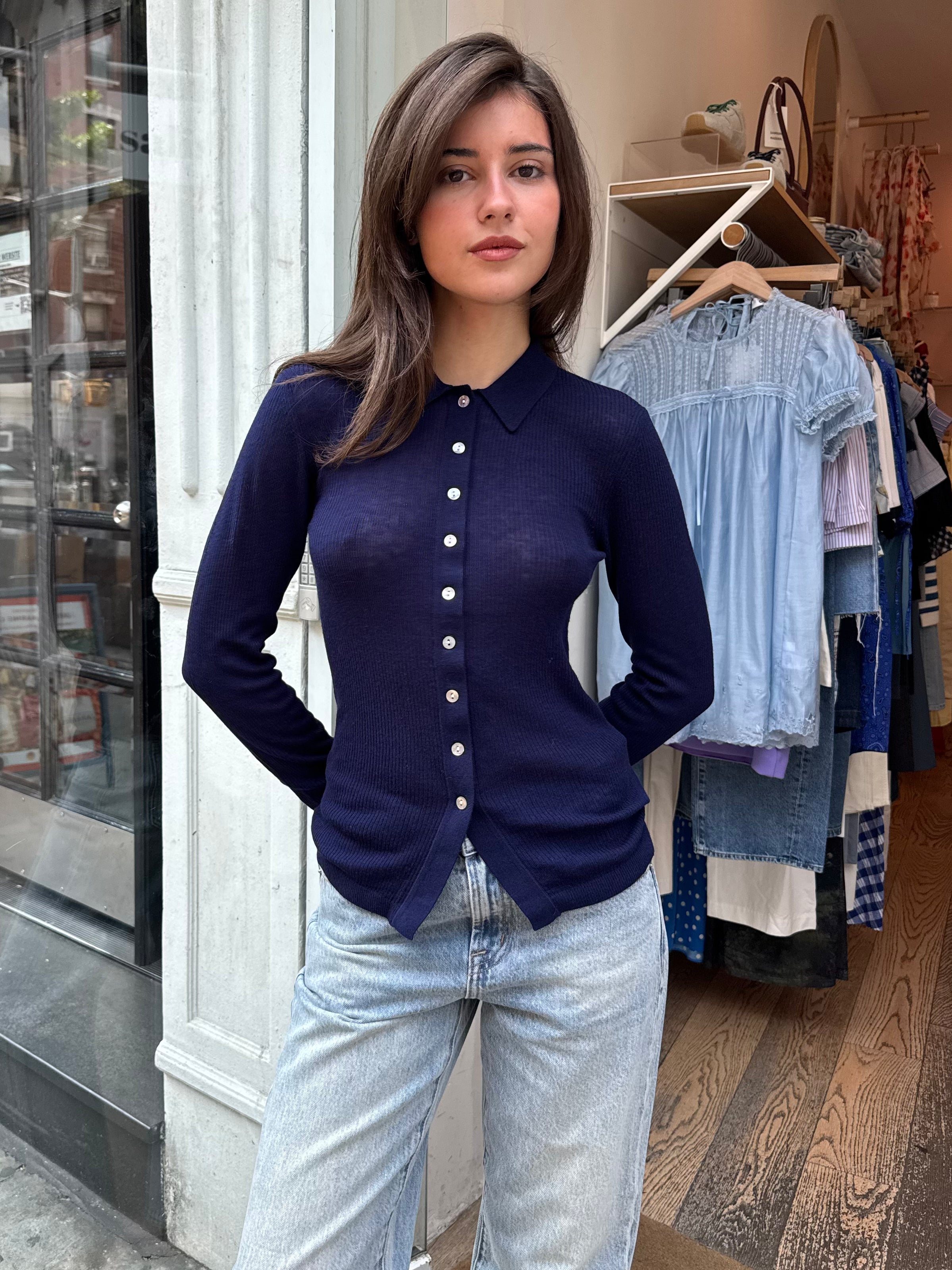 Korey Fitted Rib Cardigan w/Splayed Hem in Navy