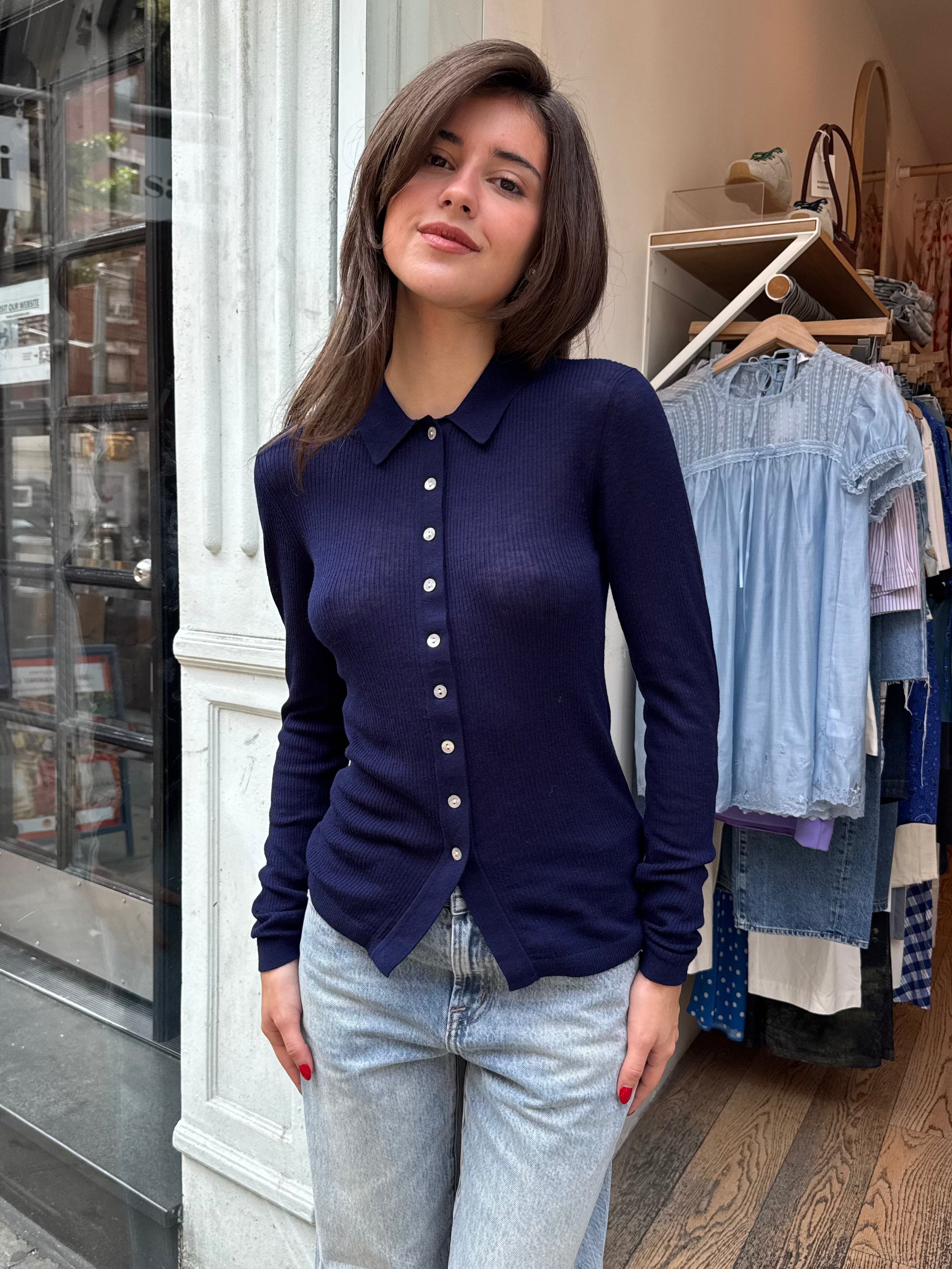 Korey Fitted Rib Cardigan w/Splayed Hem in Navy