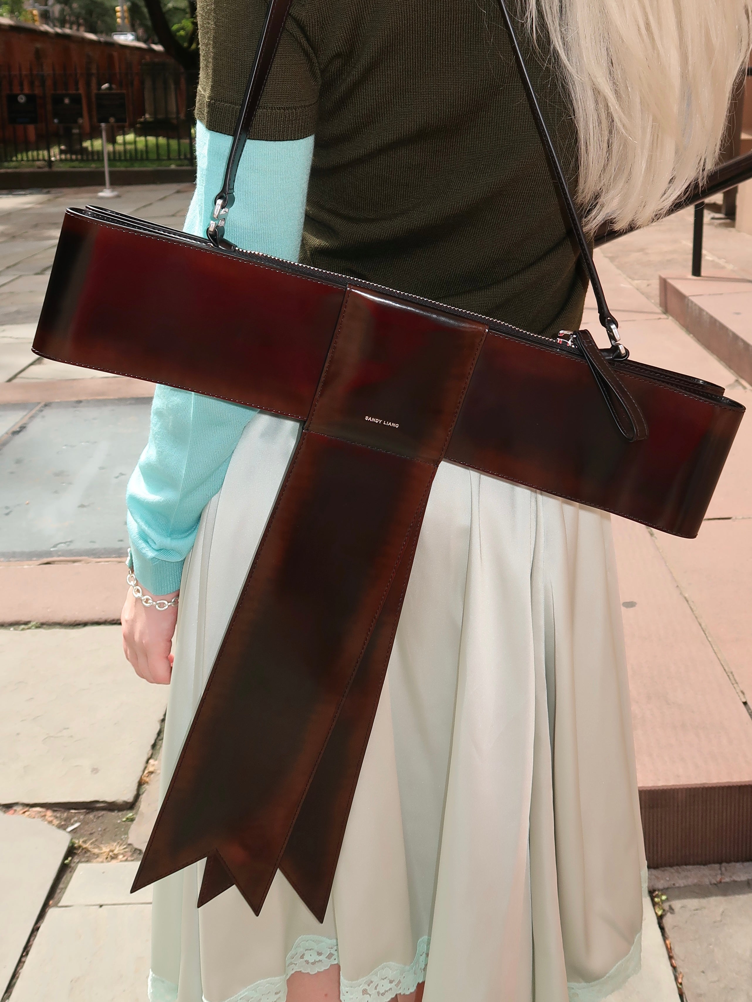 Bow Bag in Brown