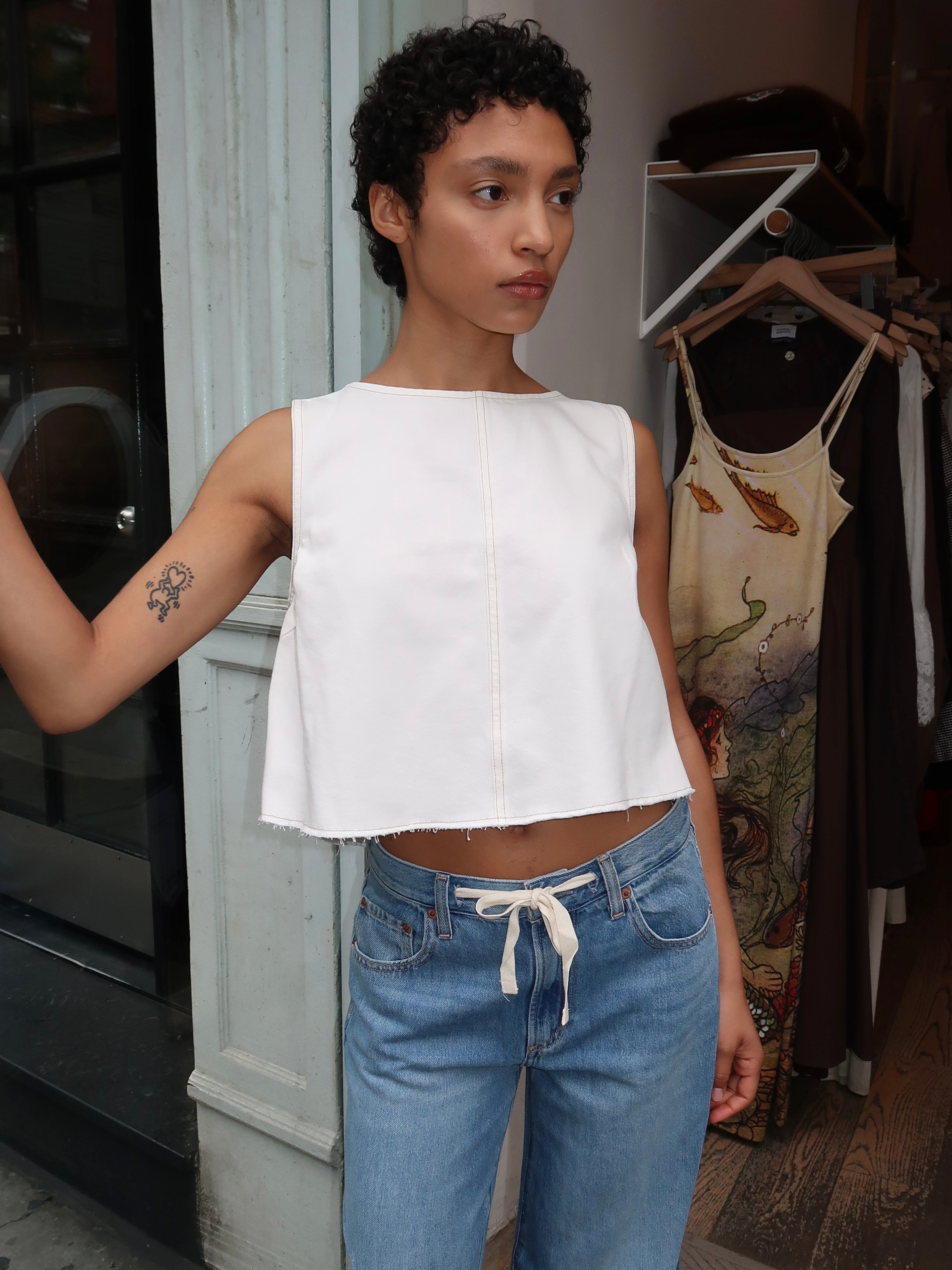 Rue Crop Pop Over Swing Top in Off-White
