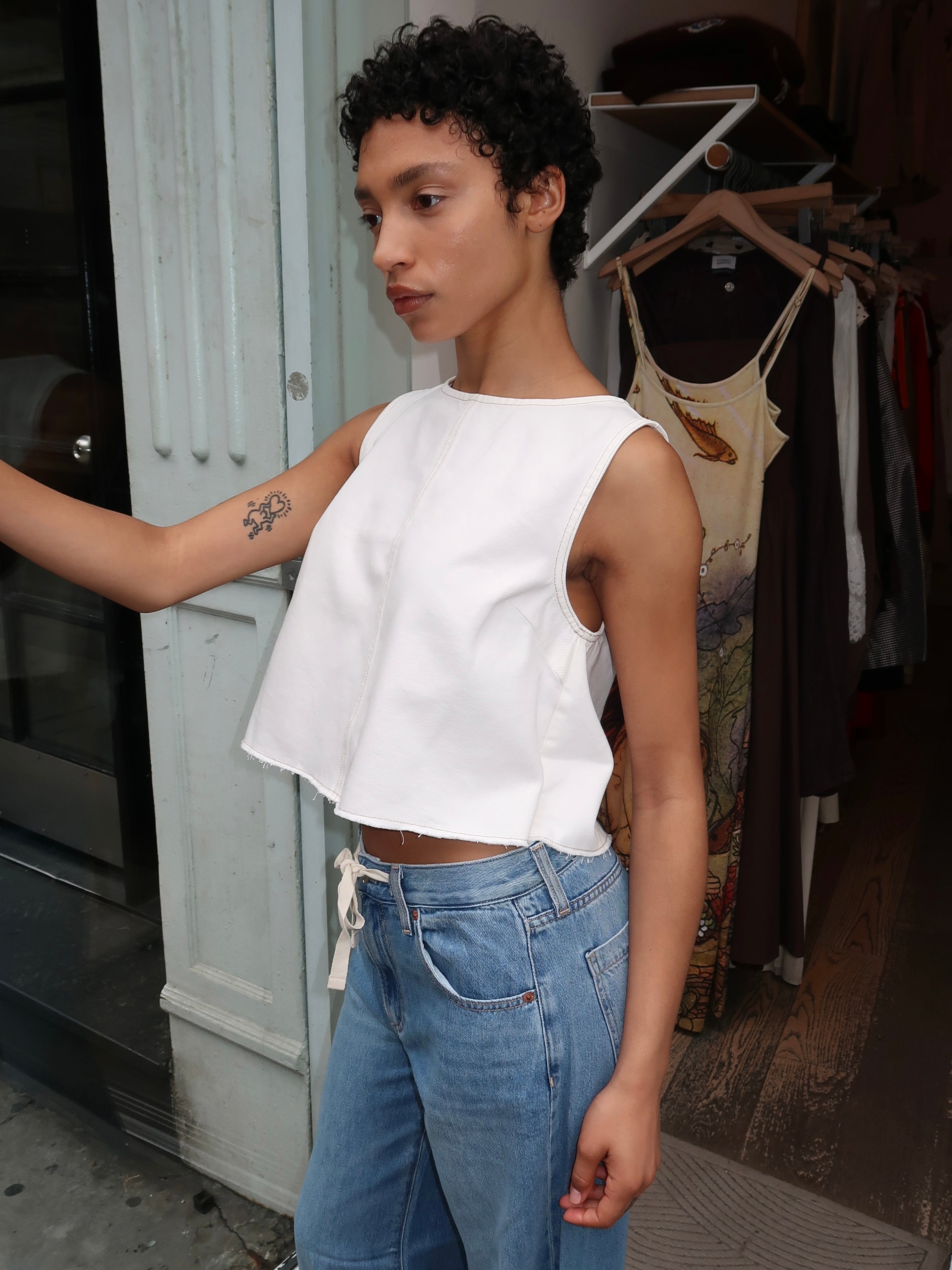 Rue Crop Pop Over Swing Top in Off-White