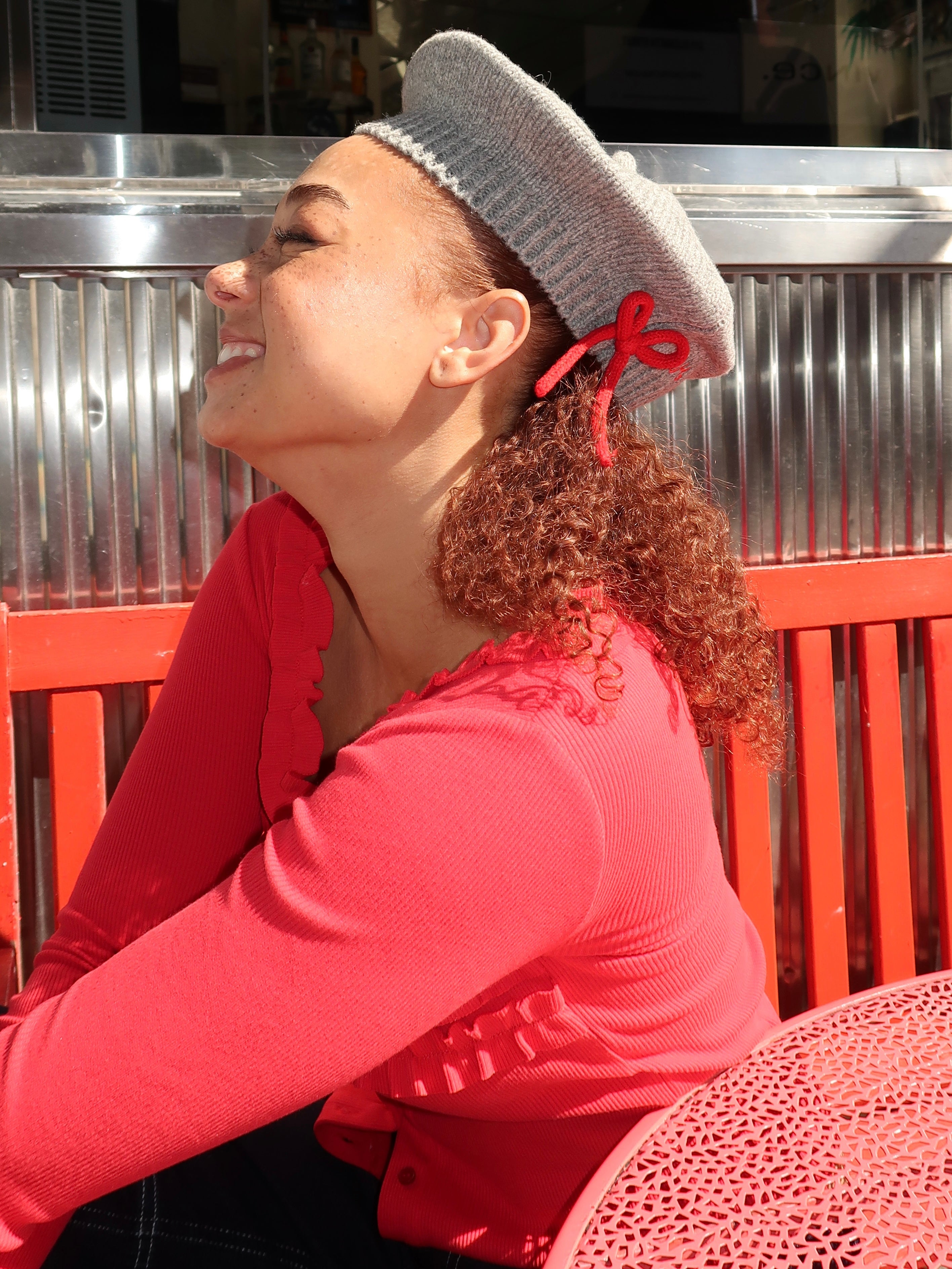Knitted Beret With Bow in Multi