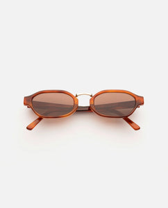 LaShae in Chestnut