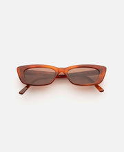 Load image into Gallery viewer, Taylor in Chestnut
