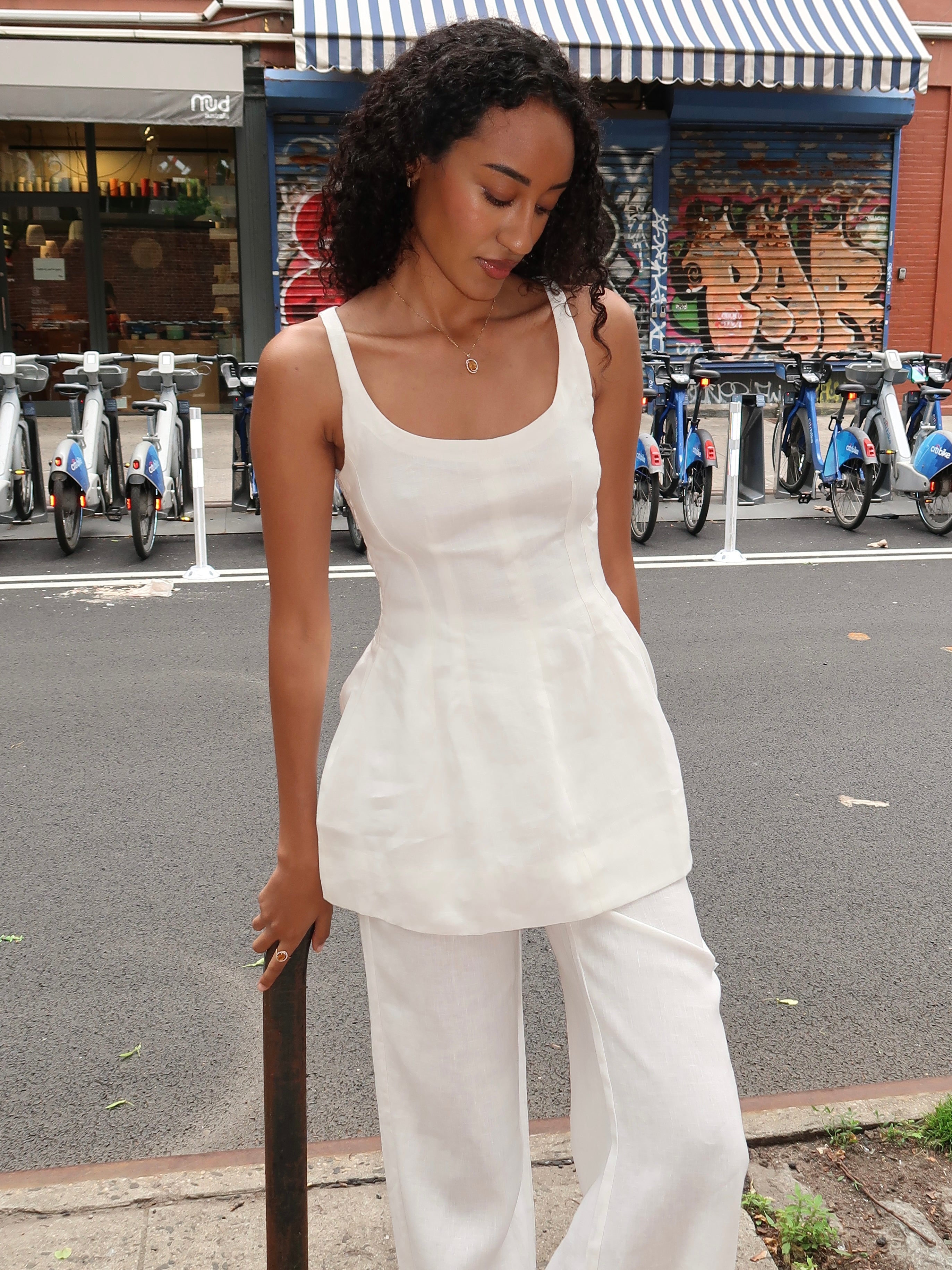 Syna Top in White