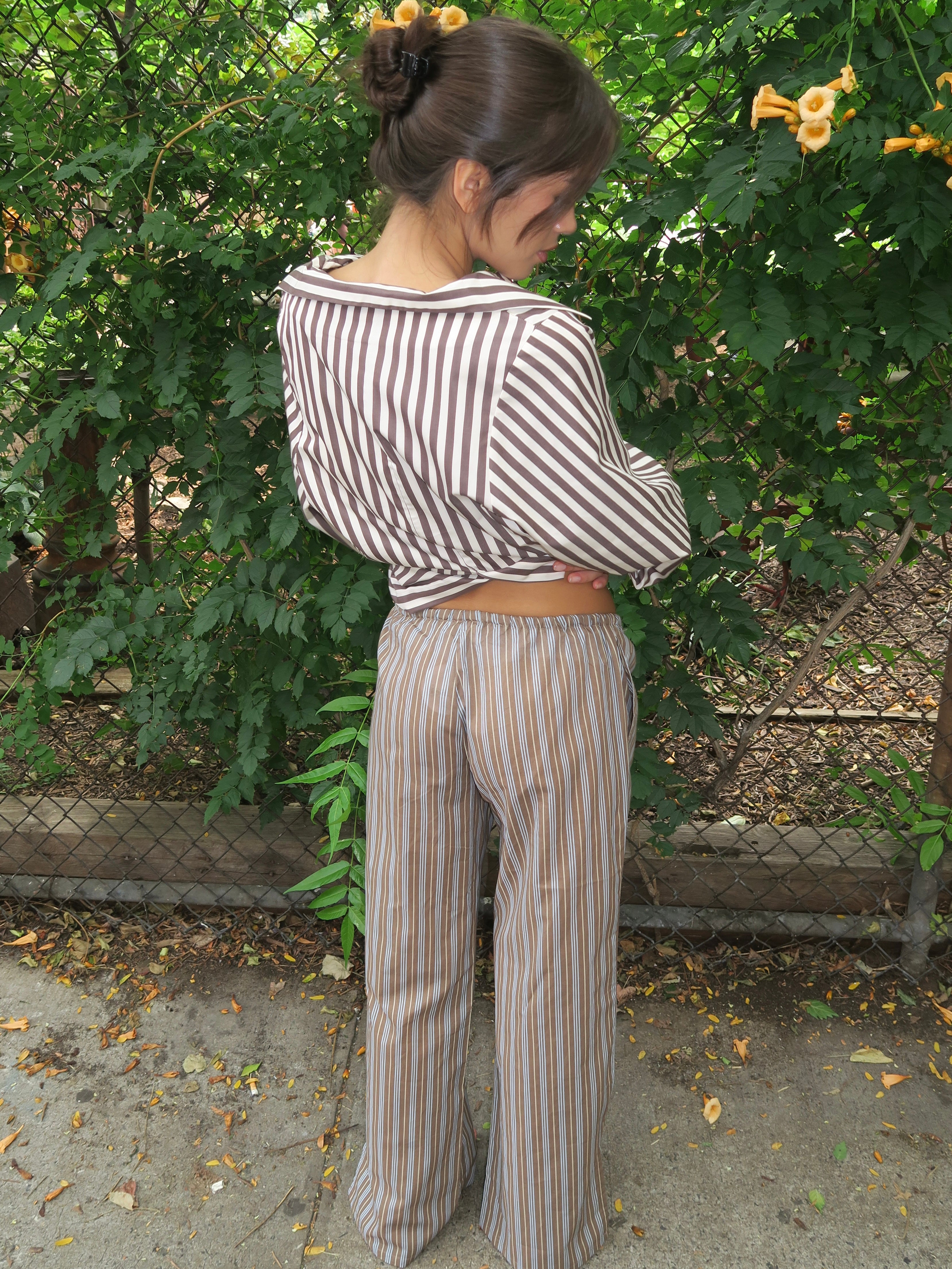 Dejon Striped Pant in Mocha Blue