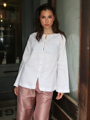 The Linen Loop Shirt in Powder
