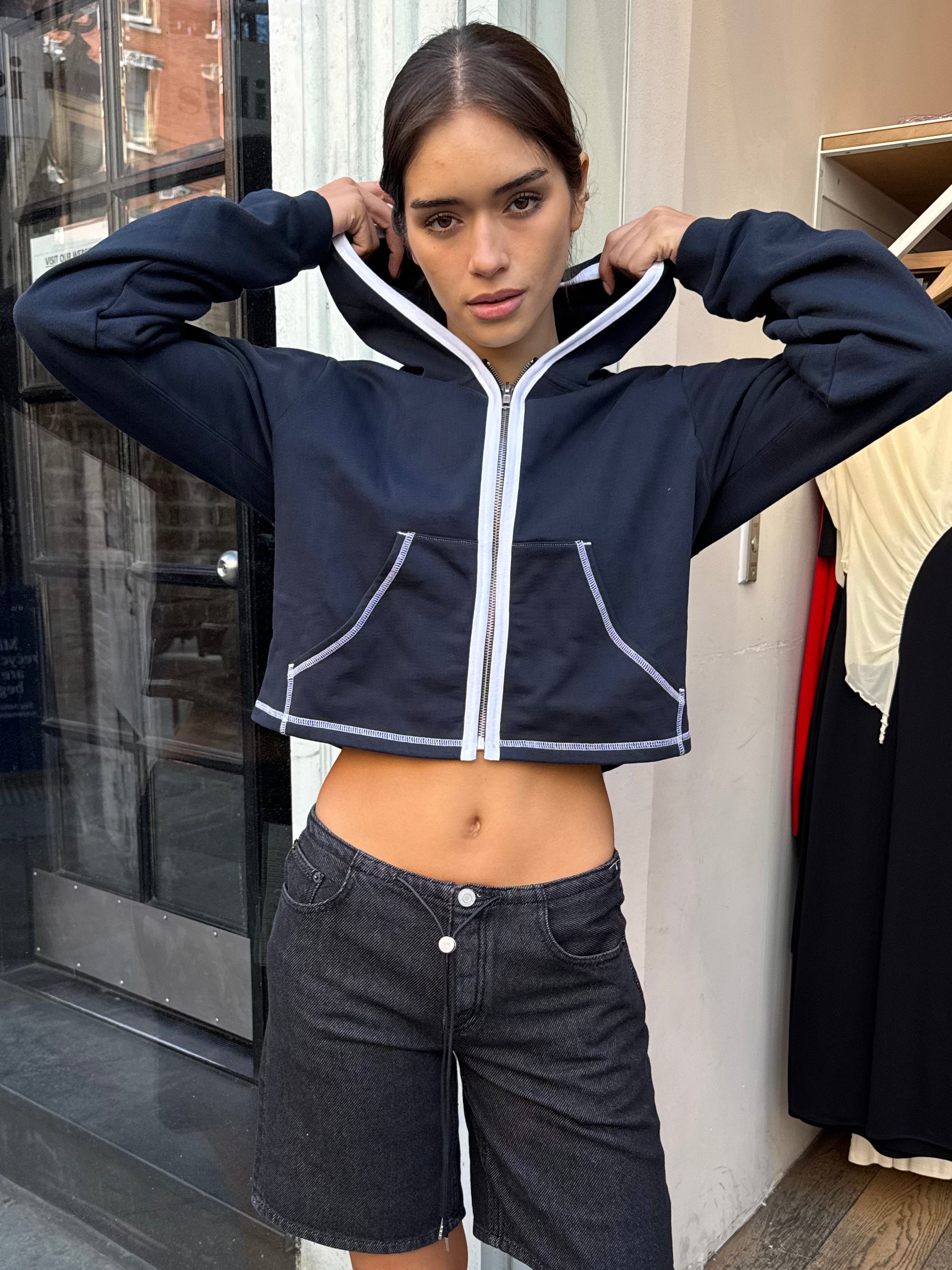 Neighborhood Zip in Navy