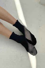 Ruffled Hugger Crew Socks in Black