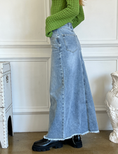 Load image into Gallery viewer, Patrea Denim Midi Skirt
