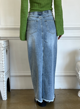 Load image into Gallery viewer, Patrea Denim Midi Skirt
