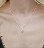 Uma Necklace in Peridot and Sterling Silver