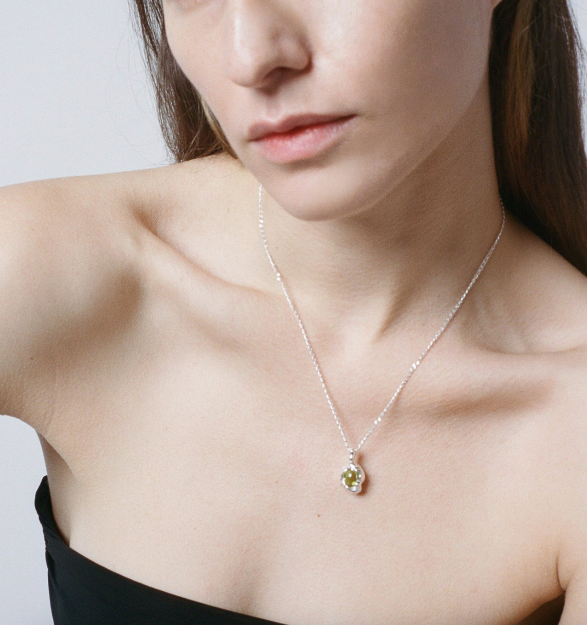Edith Necklace in Peridot and Sterling Silver