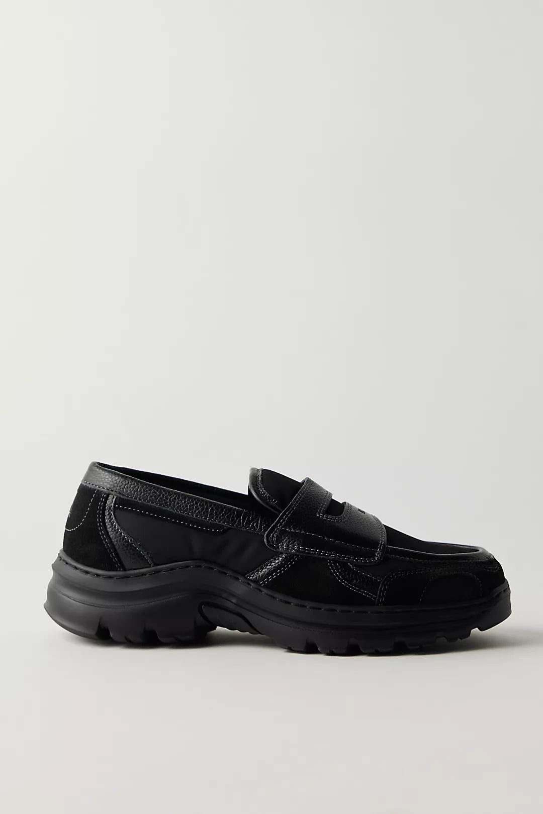 Tb.60 Black Leather Sneakers