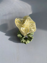 Load image into Gallery viewer, Rosette Scrunchie in Ivory
