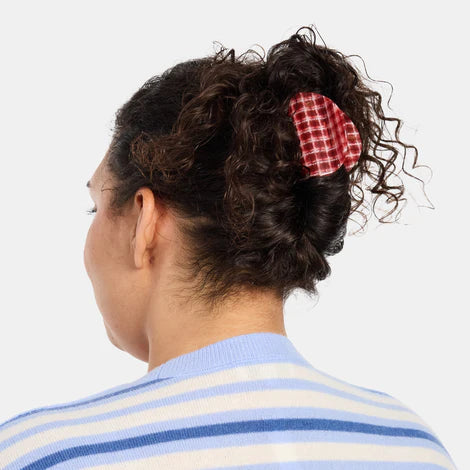 juno_red-plaid_model2_470x_b6139a48-034f-4f1b-9c8f-78c2185ecf71.webp