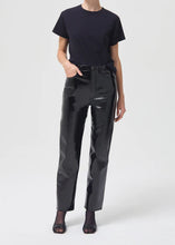 Load image into Gallery viewer, Recycled Leather 90&#39;s Pinch Wasit in Black Patent
