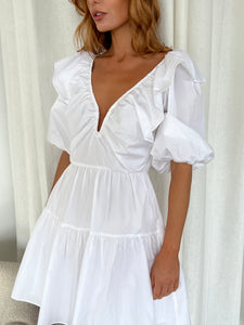 Nixi Dress in White