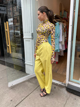 Load image into Gallery viewer, Lorca Pant in Yellow

