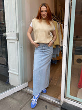 Load image into Gallery viewer, Hilla Skirt in Practice
