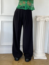 Load image into Gallery viewer, Fabi Pant in Black
