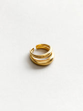 Load image into Gallery viewer, Kori Ring in Gold sz 7/8
