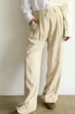 Load image into Gallery viewer, Pleated Trouser in Oat
