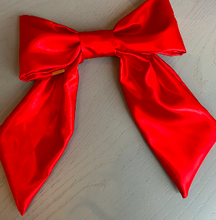 Load image into Gallery viewer, Giant Bow Clip in Red
