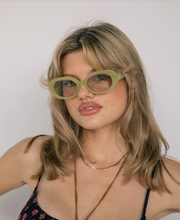 Load image into Gallery viewer, Rosa in Pistachio
