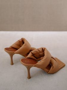 Twist Strap in Camel