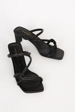 Load image into Gallery viewer, Willow in Black
