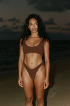 Load image into Gallery viewer, Jodie Shirred Top in Chocolate
