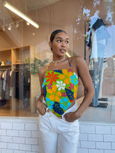 Load image into Gallery viewer, Tereva Top in Costa Rei Floral Print
