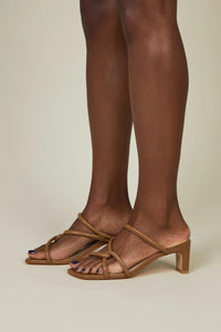 Willow in Toffee