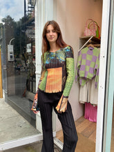 Load image into Gallery viewer, Box Pleat Long Sleeve Top in Fish Party

