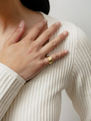 Leo Ring in Gold sz 6