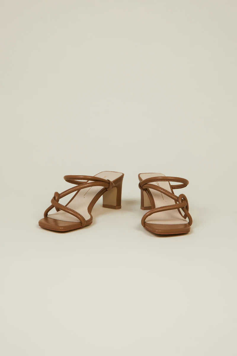 Willow in Toffee