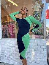 Load image into Gallery viewer, Colourblock Wavy Knit in Navy/Green
