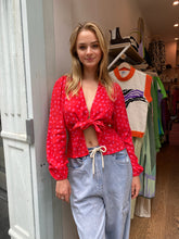 Load image into Gallery viewer, Sarin Top in Sunset Floral Print
