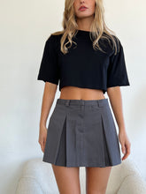 Load image into Gallery viewer, Claudia Boyfriend Crop Tee in Black

