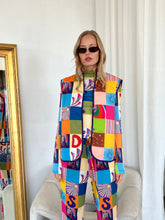Load image into Gallery viewer, Arisa Jacket in Square Print
